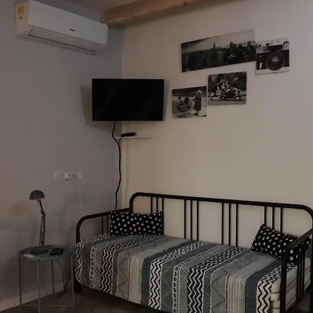 House Apartament *